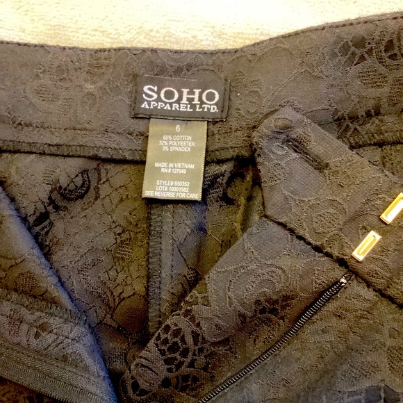 Soho Apparel LTD sz 6 casual mini short black lace Like New Pockets - Picture 7 of 14